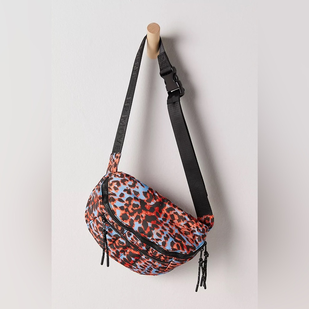 Free People Movement Quilted bag 
Animal print. 
NWT
